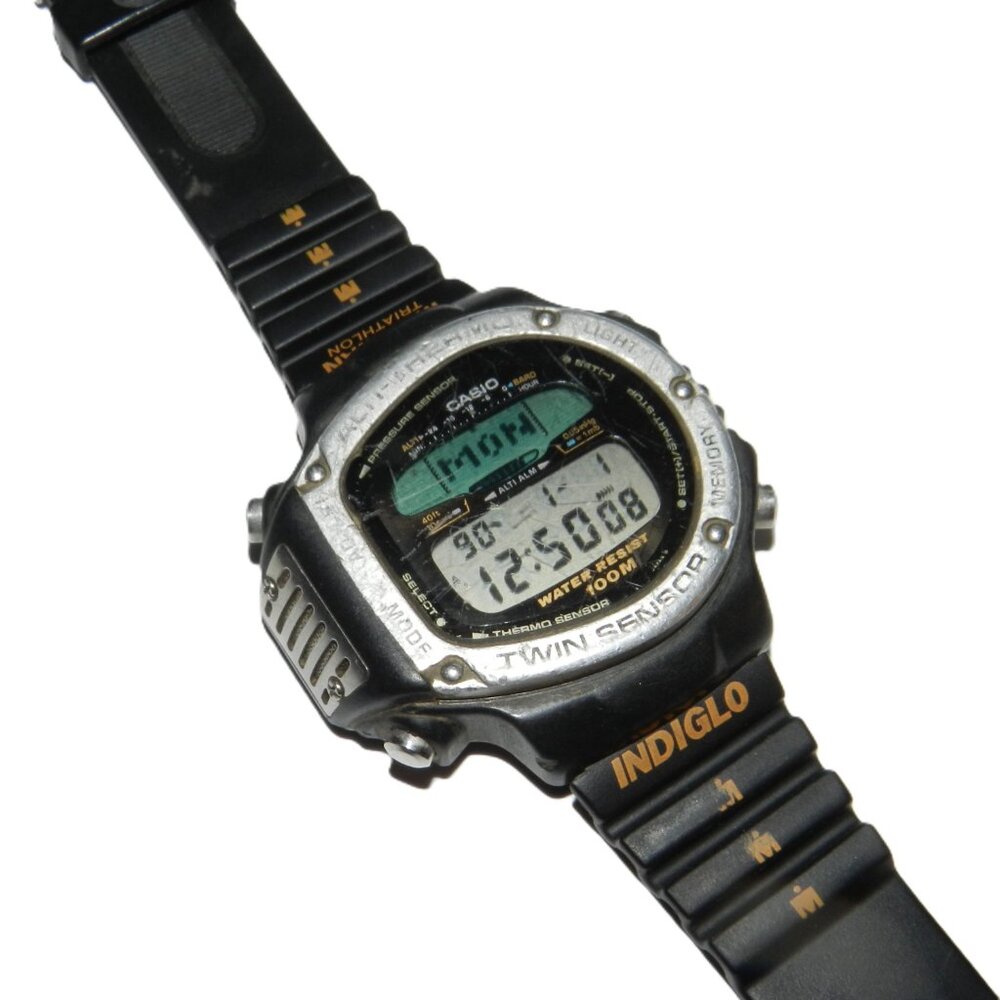 Rare Vintage Casio ALT-6100 950 Alti-Thermo Twin Sensor Digital Watch